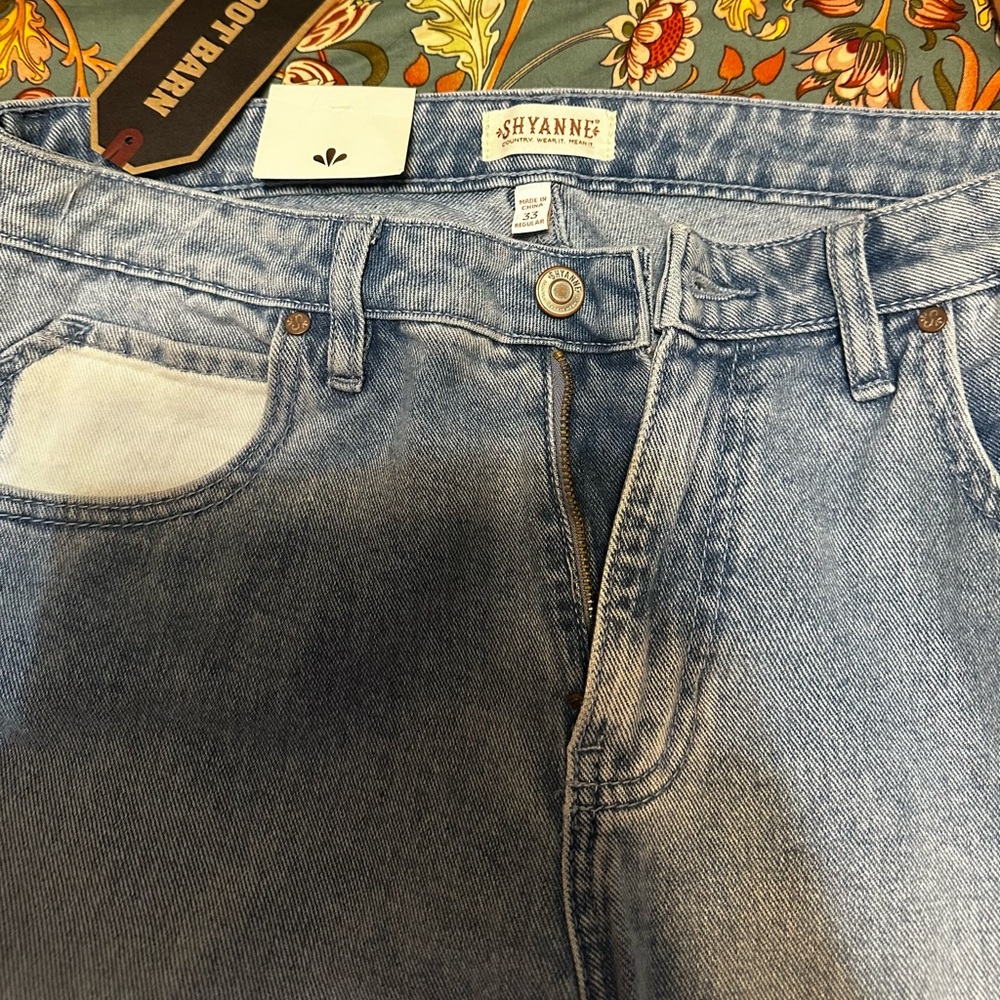 Shyanne Blue and White Flare Jeans size 33